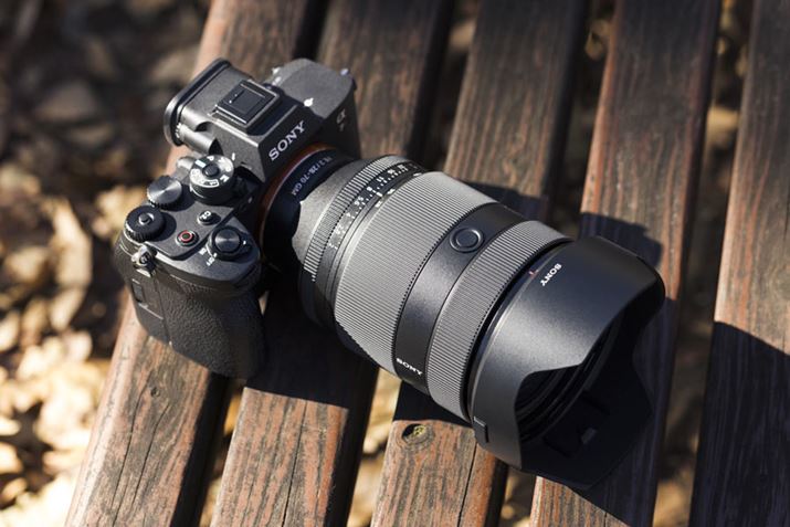 uFE 28-70mm F2 GMvɓ郌Yt[h͉Ԍ`olbgBJ͗L6100f̃tTCY~[Xu7R Vvgp