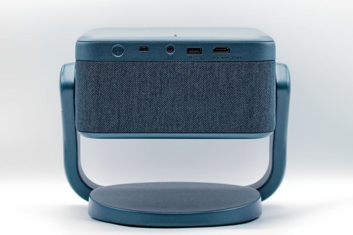 wʒ[quEF-21vƓlBeARCΉHDMI͂1nĂ܂