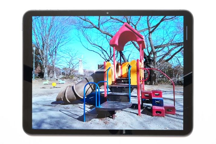 t̉𑜓x2408×1720A260ppiƍ߁BFNTSC 96BHDRRec̍Đɂ͑ΉĂ܂