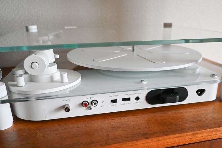 [q͔wʕɏW񂳂ĂBtHmCRCU[iMMΉj̓ItɁioCpXjāAOtHmCRCU[gƂł