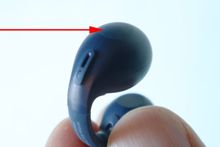 ʐ^́uSocksvOƂB̌ɂ镔Ƀn[hEFAL[邪AȂƂɉɂB{^̉̃p^[ŁA̍ĐE~ȊÕR}hɑΉĂ͂