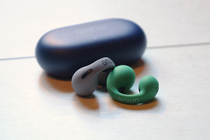 E̐FႢŎĝ悢낤BM҂̓O[́uSocksvwAБtւ