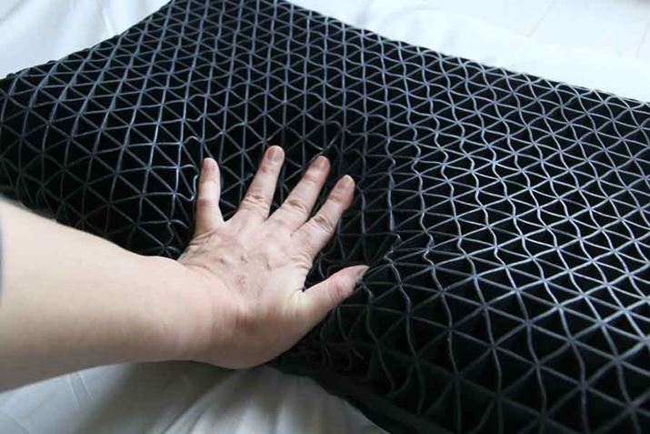 TPEOpiqɉHĂAiq̕ӂŏdx̂ŁAL͈͂ɏd𕪎Uł܂