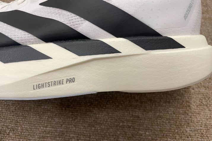 ~bh\[ɂ̓AfB_XւᖧxfށuCgXgCN vvtOXœځByʐȂA炩Ń_Ci~bNȗSn񋟂Ă