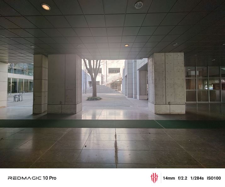 \}t߂̃nCCgɃtAĂB܂ŃRgXg̍\}ł͂ȂAÍ͕̏ŝ悤B\}̋̃mCYȂ͂茻Ă