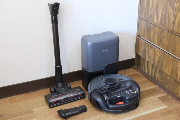 3̃[hɍ̕ό`uEufy Robot Vacuum 3-in-1 E20v