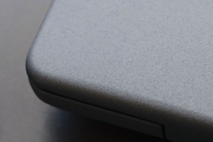 uZ~ivfނ̗pVɂ͕\ʂɍׂʂ{ĂāAG芴ƂĂ悢Bw䂪ɂ̂