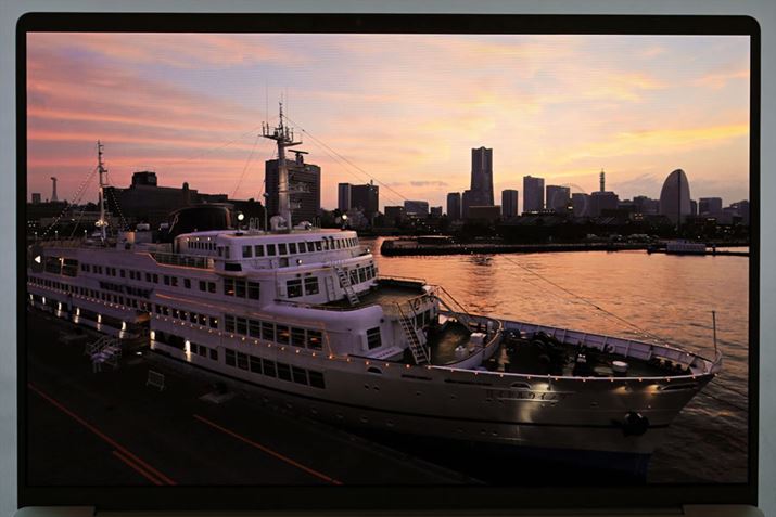 ʃf͗L@ELAʃf͉t̗pBzdlŁAʐL͖90ƍ