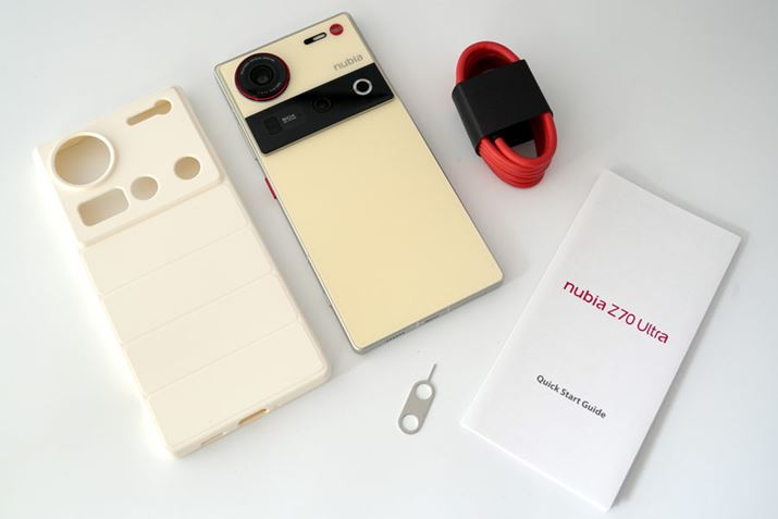 unubia Z70 Ultrav̓iBX}zJo[tĂ