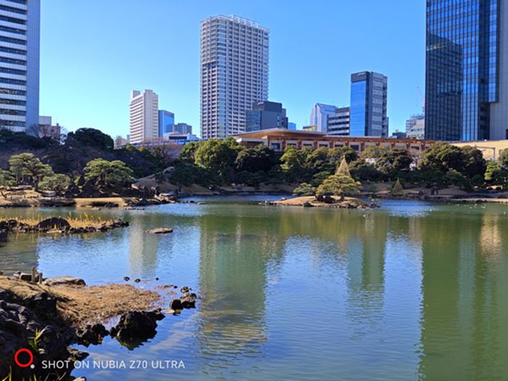 ֒}Rȉ掿BLpƂĂ͏߂18mm̏œ_ALpL̂䂪݂Ȃ