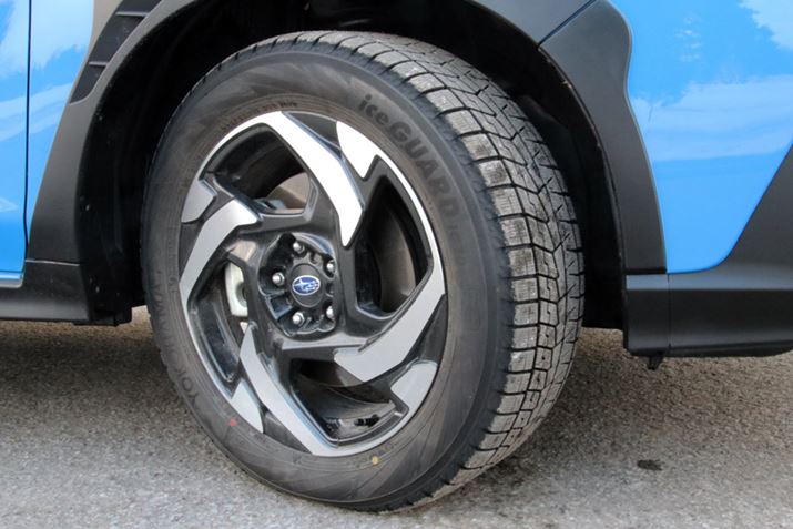 ^ĆAuNXgbN SFHEVvAuH[OCobNv̂ǂTCỸX^bhX𑕒ĂBTCY͗Ƃ225/55R18ŁA̓Rn}uiceGUARD 7v