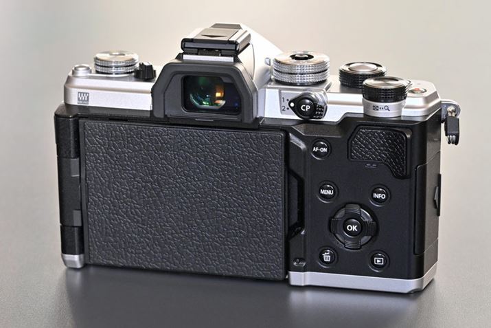 wʁB3.0^i162hbgj̃oAOtj^[̗pĂ