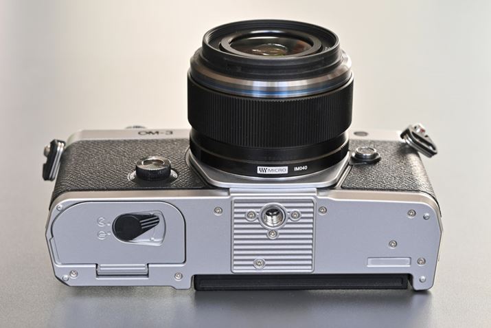 ʁBΉobe[́uOM-1 Mark IIvƓuBLX-1v