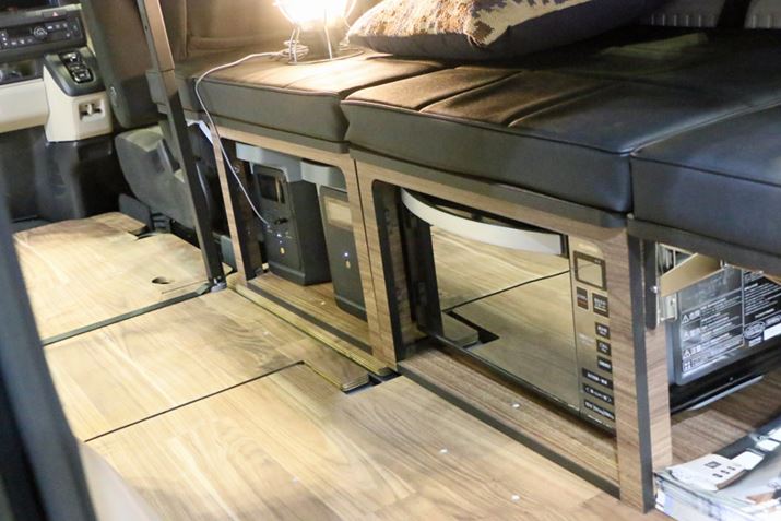 Wԗɂ̓xbh̉ɓdqW1kW̃|[^ud[ĂBȂA|[^ud͑sobe[[dł