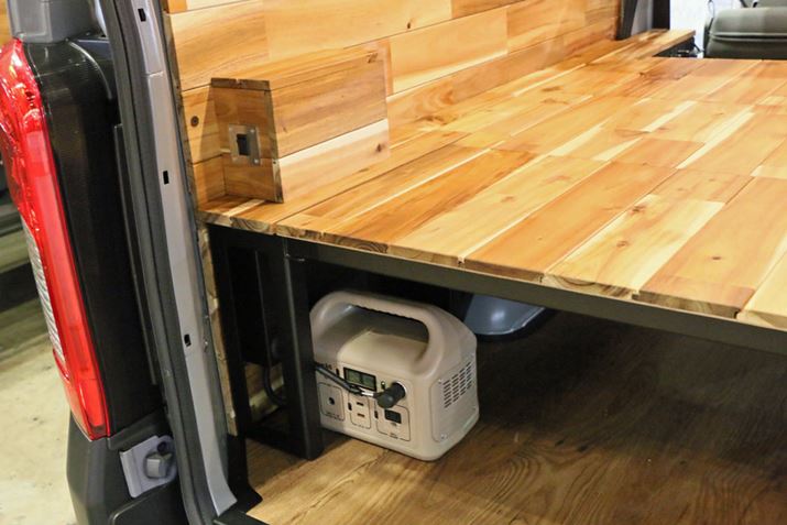 ԑ̌̍ɐV100VRZgzuBWԂ̓|[^ud狋dĂ邪AOd狋d邱Ƃ\