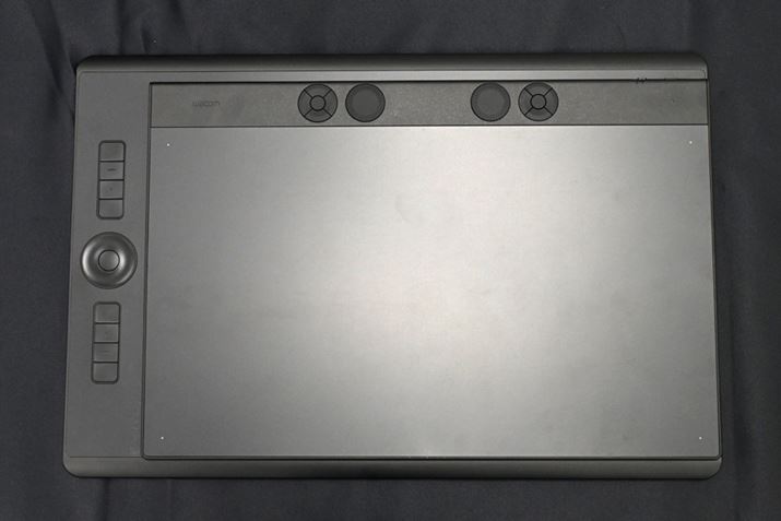 ]f̏ɐVfd˂Ă݂BVf̂قЂƉRpNgȂƂ킩