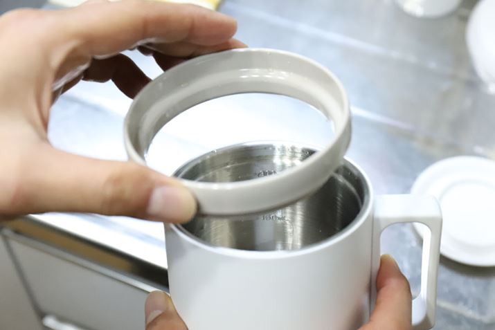 ̈݌Jo[͎Oł̂ŁApɂĂꍇ́A݌OĐႦ΂ŕЕtI܂