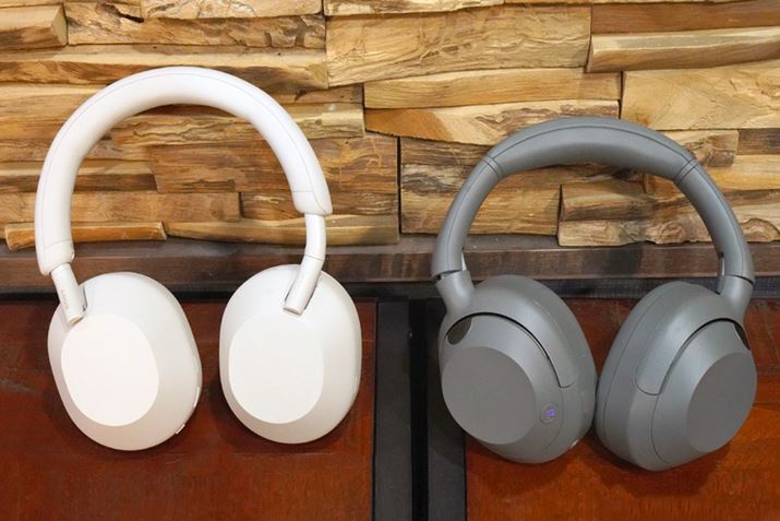 ́uWH-1000XM5vƁuULT WEAR WH-ULT900Nv̔rr[͂