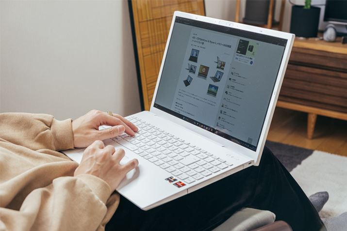 `FAɍȂʂŃuEWOyނ̂悵