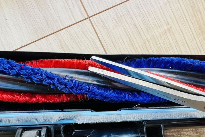 uV̓[v`̖тƍazuĂA񂾔̖т̓nT~ŃJbg₷ł