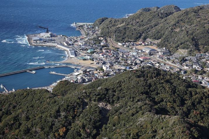 EOS R5 Mark IIARF70-200mm F2.8 L IS USM ZA70mmAF2.8A1/2000bAISO100A-0.3EVAzCgoXFI[gAsN`[X^CFX^_[hBeʐ^i8192×5464A32.7MBj