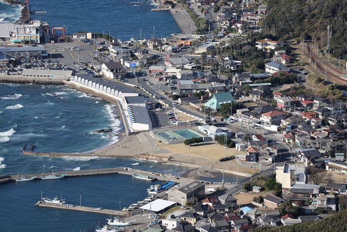 EOS R5 Mark IIARF70-200mm F2.8 L IS USM ZA200mmAF2.8A1/2000bAISO100AzCgoXFI[gAsN`[X^CFX^_[hBeʐ^i8192×5464A27.2MBj