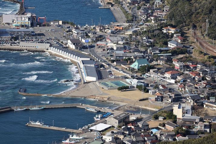 EOS R5 Mark IIARF70-200mm F2.8 L IS USMA200mmAF2.8A1/2000bAISO100AzCgoXFI[gAsN`[X^CFX^_[hBeʐ^i8192×5464A24.9MBj