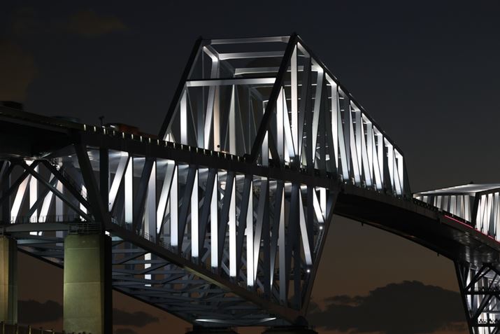 EOS R5 Mark IIARF70-200mm F2.8 L IS USMA200mmAF6.3A1/4bAISO1600AzCgoXFI[gAsN`[X^CFX^_[hBeʐ^i8192×5464A10.0MBj