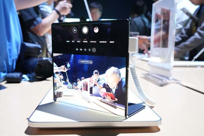 ʂɏtȂ悤ɔzKv͂܂Â悤ȃX^Cɂ΁AX^hȂɃCJŎBe\BẢʂ\ꂽ܂܂Ȃ̂ŁAvr[̉؂Ă܂܂