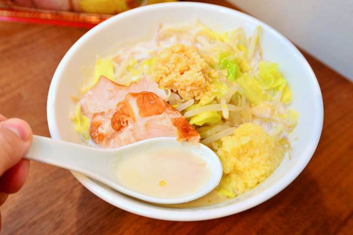 ꂱAǂƂX[vł܂΂ĂʔƎv܂BȂAveC͂ςĂȂ̂ŁAX[v͈݊܂傤