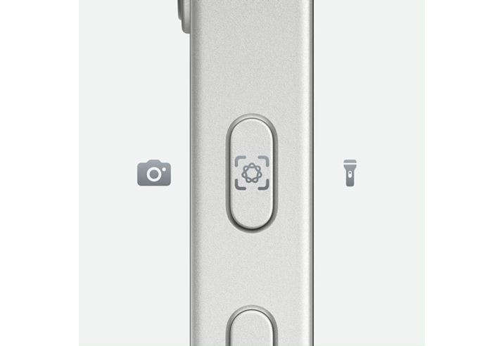 ʂɃJX^}CY\ȁuANV{^v𓋍ڂAJ̋NtbVCg̓_ȂǂfsBȂAݒł͒MƏ؂ւݒ肳Ă