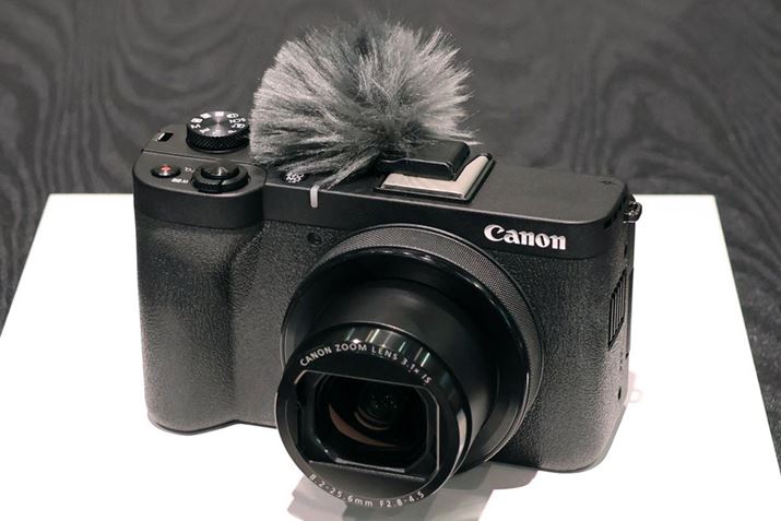 uPowerShot VV[YṽtbOVbvfƂēoꂵuPowerShot V1vit̃EBhXN[𑕒C[Wj