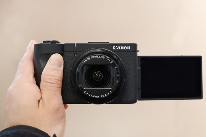 B肪₷悤ɁAŃJƂɂz[hłObv`̗p