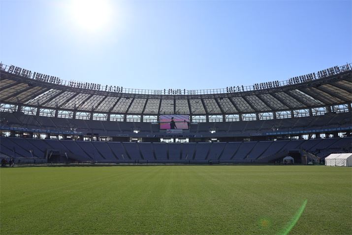 i͂ȂȂȂ̑fX^WÃOh𑖂܂