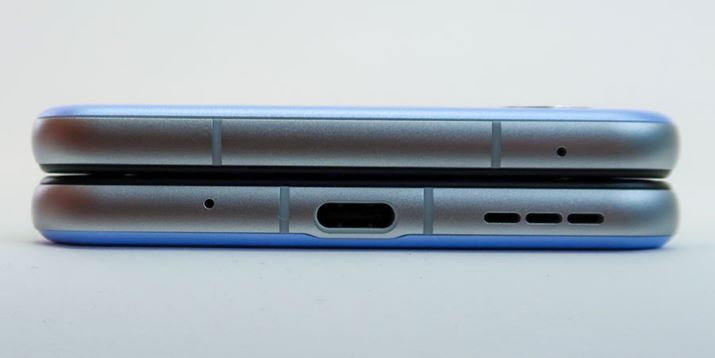 ㉺iʒuōEjɃXeIXs[J[ڂĂ܂