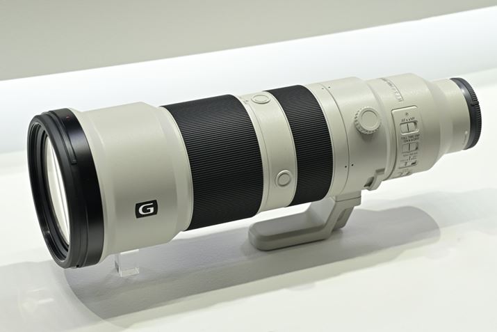 œ_800mmΉ̒]Y[uFE 400-800mm F6.3-8 G OSSv