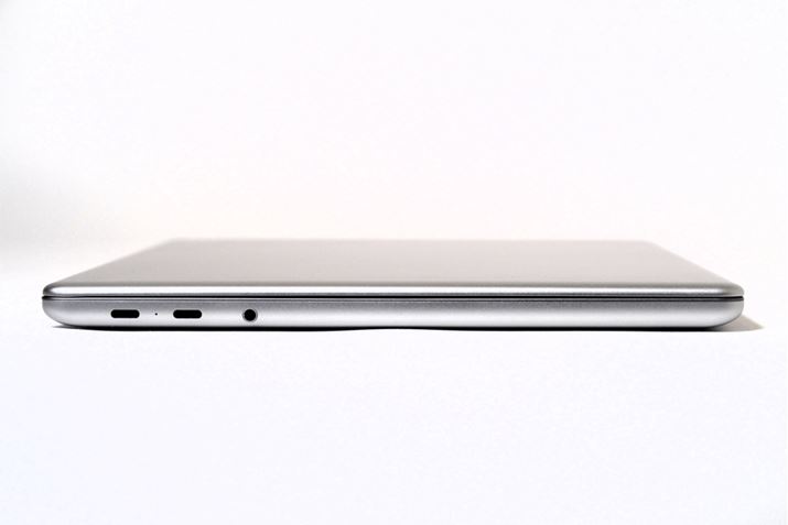 ʂUSB 3.2 Type-CiGen2×2j2ƃwbhZbg[qpӂĂ܂