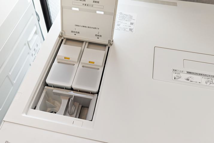 Ŏgpt̐ܗp^Nieʖ920mLjƏ_ܗp^Nieʖ650mLj{̓Vʂɔzu