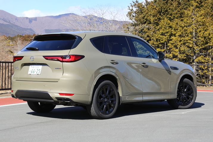 ANeBuȃCtX^Cɂ܂܂ȍʂACeĂʎdlԁuXD-HYBRID Trekkerv