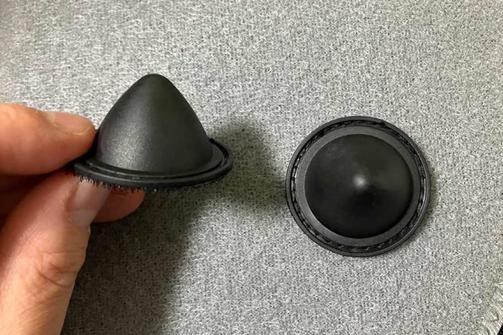 ɋC̃|CgɂȂ̂AE\2́up[cvB{̖̓ʃt@Xi[ɂ͎`̂悤ɉĂ邽߁ADȏꏊhł܂