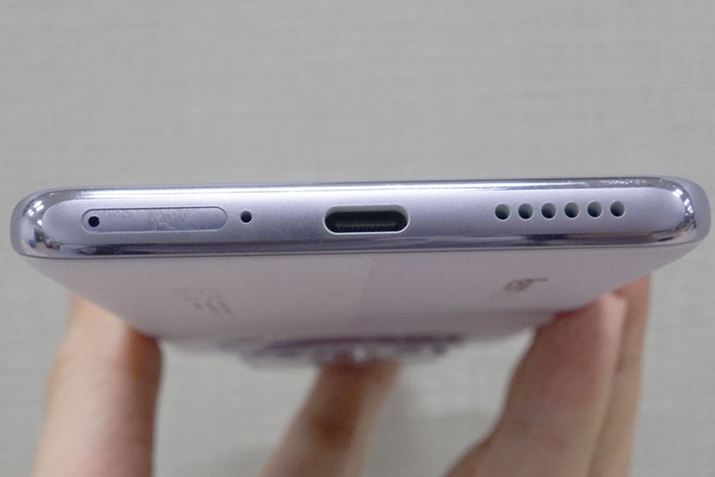 {fBʂUSB Type-C|[gSIMJ[hXbgzuBnanoSIMJ[hXbg2AeSIM͔Ή