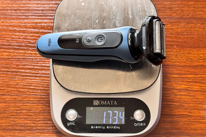 uuE V[Y5v̖{́B{̏dʂ͖173gƌyʂŁA񂵂悢łB{fBJ[̓~gAubNAu[AꂼtiقȂ܂