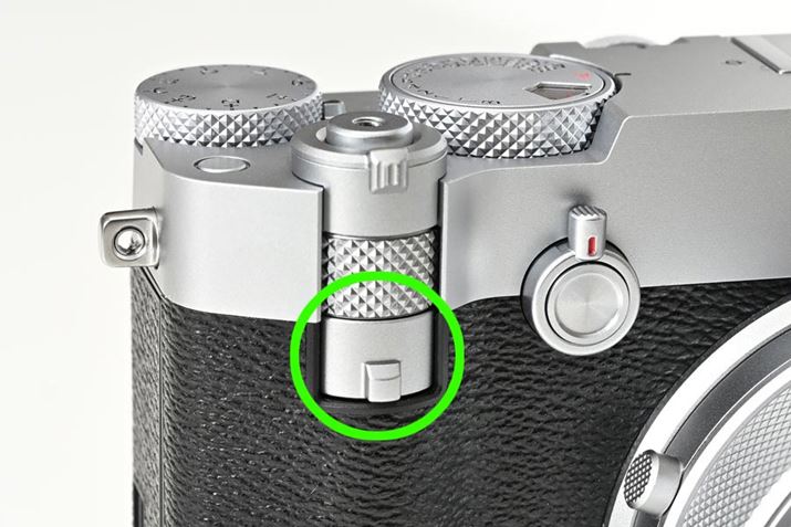 tgR}h_C̉ɁufW^eR؊o[vzuiΘgjBȂAp̐؂ւ͏񂷂dlł͂ȂALp28mmA]63mmŎ~܂Bo[ƂɍsȂ悤ɔzĂ