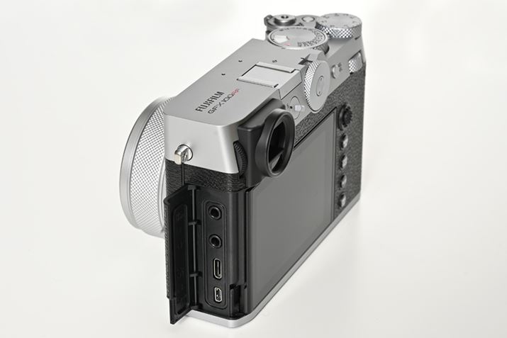 ʂ̃C^[tFCXBUSB Type-C[qAHDMI}CN[qiType DjA[g[Yp̃}CN[qAwbhz[qĂ