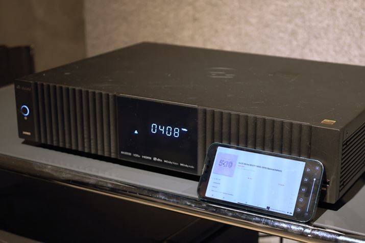 uApple TV 4KvȊÓuԃI[fBIvĐłv[[͌ĂBł͎ʐ^ZidoouUHD8000vȂǂΉiBgI[fBIRhƂiTĂ͂`FbNĂ݂Ƃ悢