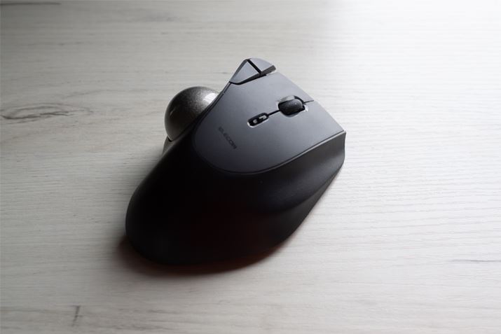 GR̃JX^}CY\tɐȂʃf̂ق悢Ƃۂł