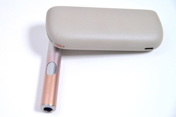 |Pbg`[W[̃{^ɂ́AfUCN悤ȍFĂ܂