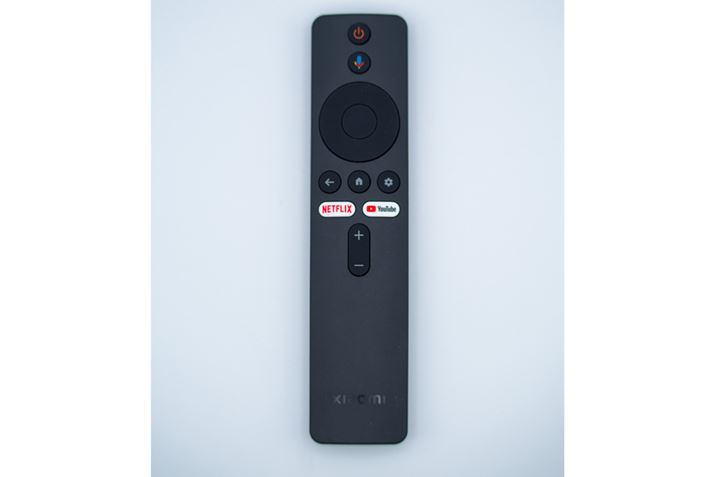 RBluetoothڑB\L[C̃VvȔzuŁAԂ{ݒA㉺{^ʒBYouTubeւ̃_CNgL[֗ł