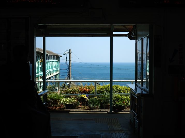 {w͏fpȉwɂłAw̒C܂BƂh}`bNłOM-3AM.ZUIKO DIGITAL 25mm F1.8 IIA25mmi35mmZ50mmjAF1.8A1/8000bAISO160A-0.3EVAzCgoXFܓVAdオݒFCOLOR2inCCgF+3AVhEF-3ARgXgF-1j