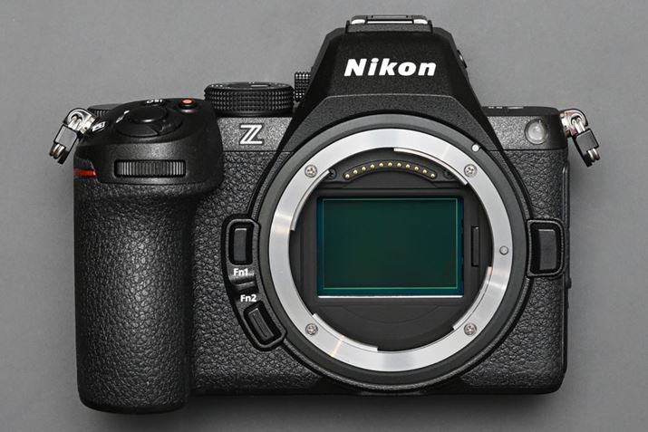 L2450f̗ʏƎˌ^CMOSZT[̗p